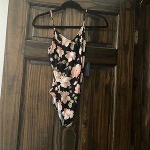 NWT. American Eagle Black Floral Bodysuit. Size: Small